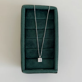 Conjunto de Prata 925 Zircônia Quadrada Branca Cravação Inglesa