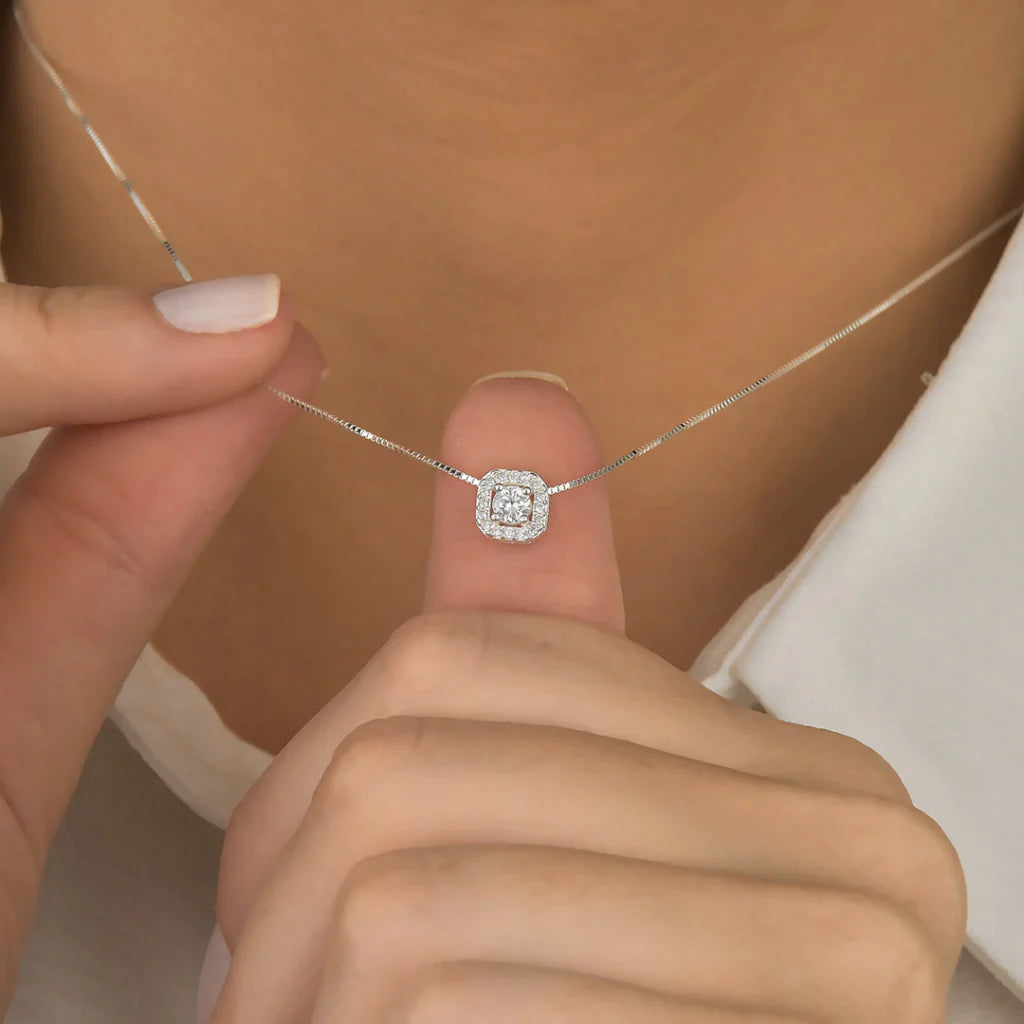 Gargantilha Quadrado Cravejado