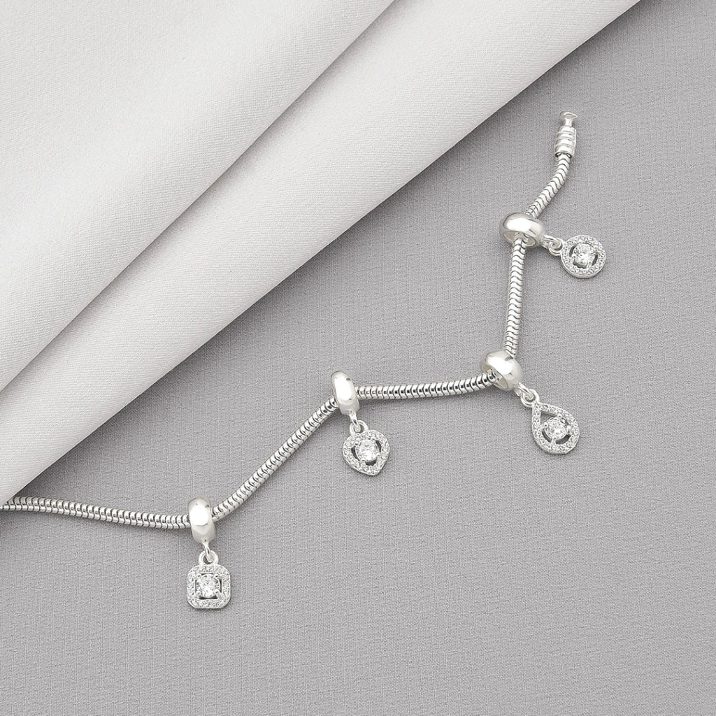 Berloque Coração Cravejado Ponto de Luz