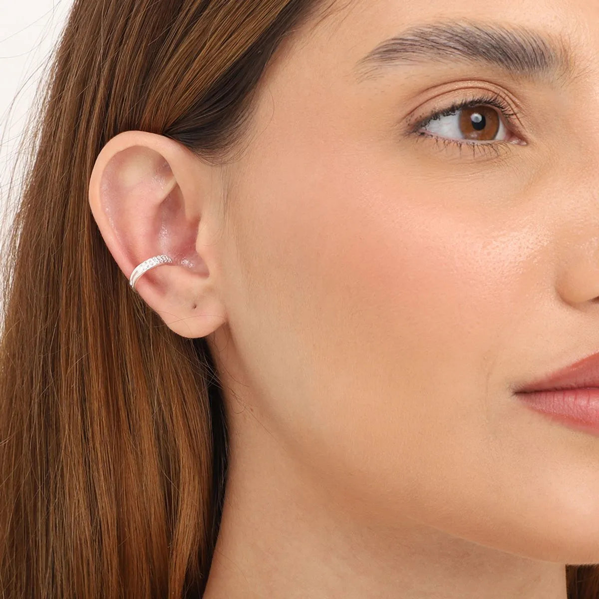 Ear Cuff Fileira Cravejada