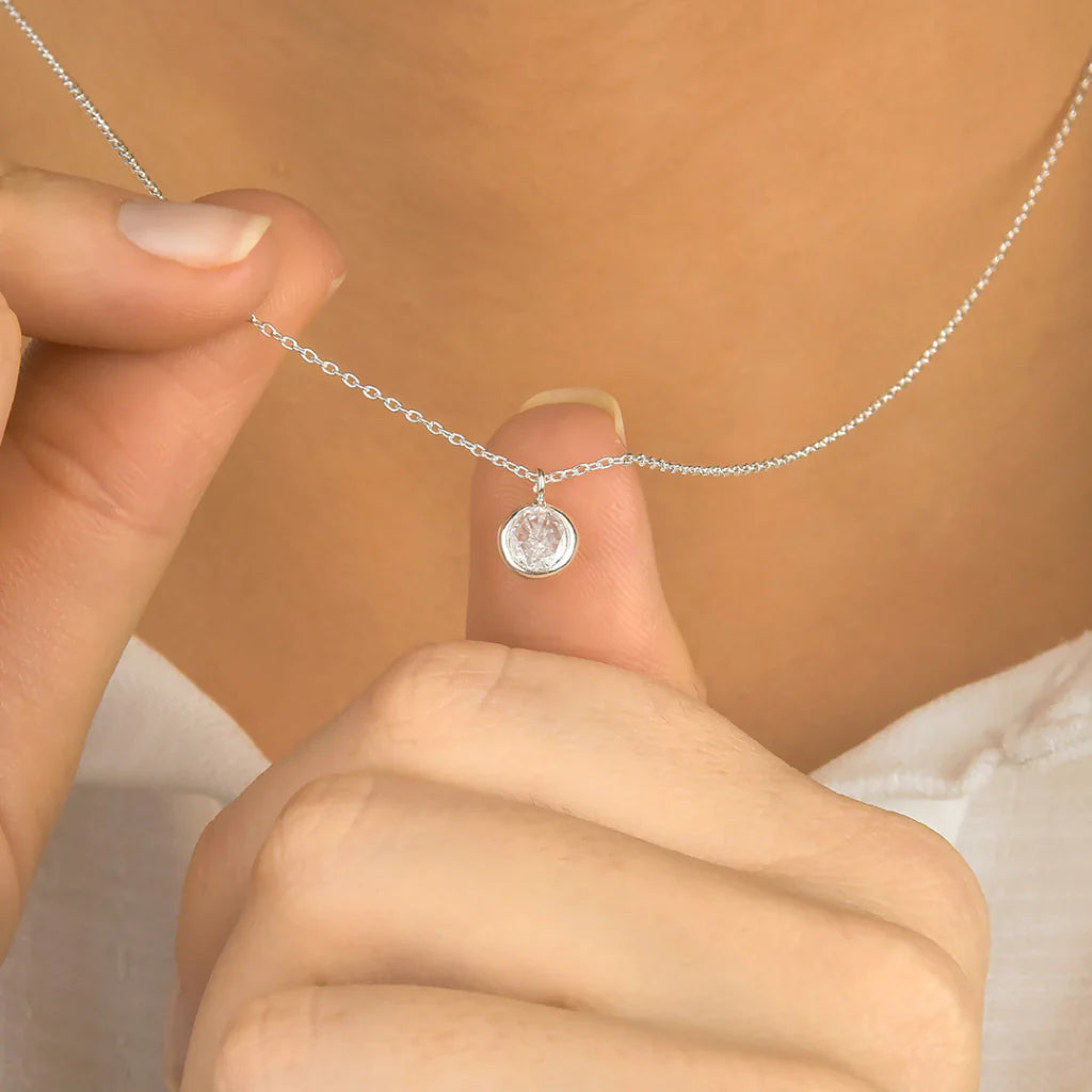 Gargantilha Ponto de Luz Cristal